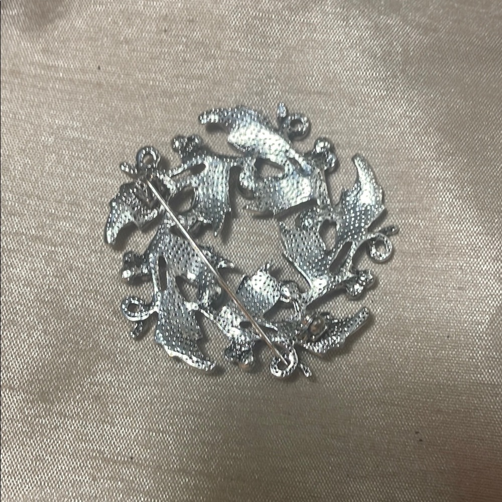 Sparkling Blue Rhinestone Brooch - Picture 3 of 3